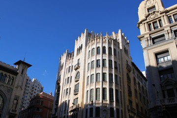 vista esterna edificio al centro città di Barcellona