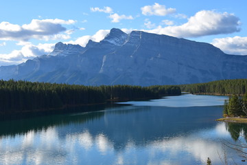 Fototapeta na wymiar Canadian Rockies - Banff and Jasper national parks. Mountains, rivers and lakes, pristine nature, clear October air.