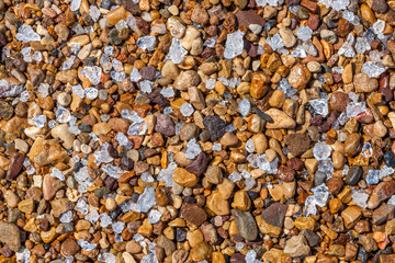 Salt mixed with pebbles