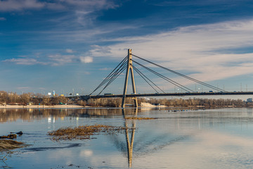 Fototapeta na wymiar View of the Dnieper river
