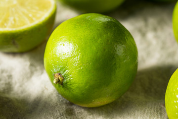 Raw Organic Green Limes