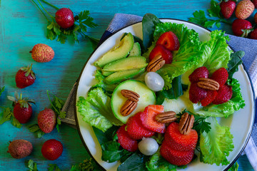Green salad with sweet tomato, bright colors for fit people and who eat nutritious