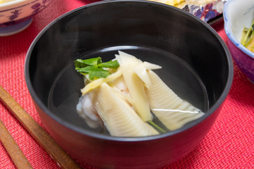 たけのこのお吸い物