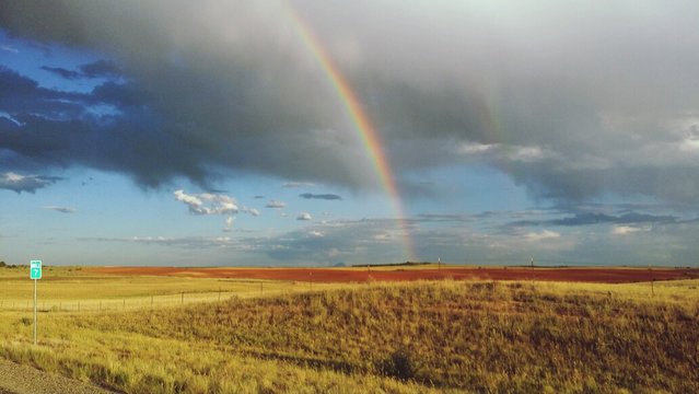 View Of Rainbow Over Countryside Landscape © julie garmon/EyeEm