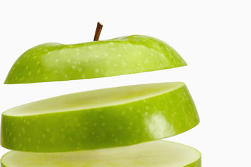 Green apple slices