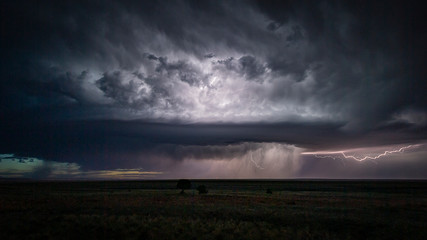 Naklejka na ściany i meble Lightning Storms on the Great Plains During Springtime