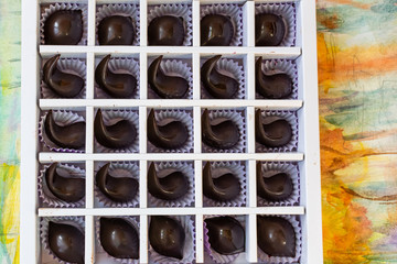 Natural and healthy home-made chocolates.