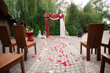 wedding ceremony decoration, beautiful wedding decor, flowers