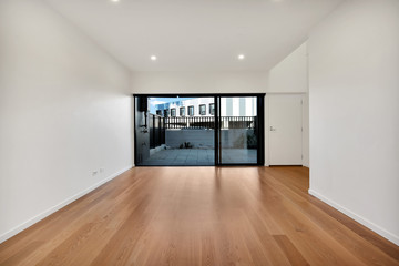 Empty and unfurnished brand new apartment