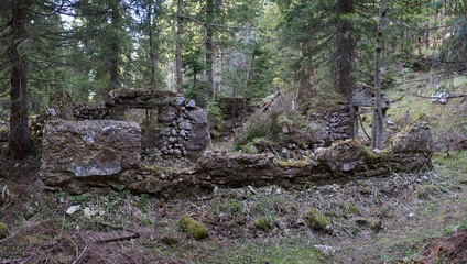 Gute alte Zeit: Die verfallene Huberalm im Chiemgau