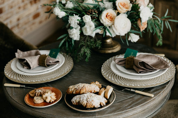 christmas table setting