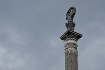 Stella with Soviet symbols on the bridge of the patron Kiev