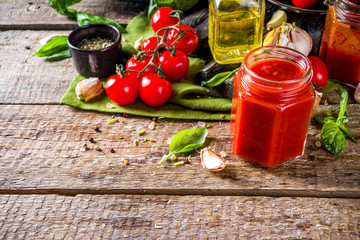 Homemade tomato sauce