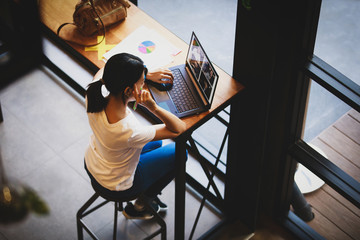 top view of business woman talking to her colleagues about plan in video conference