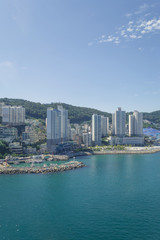 Obraz premium aerial view of pier and marina bay in Busan at Songdo