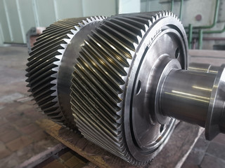 Gear wheel in the compressor