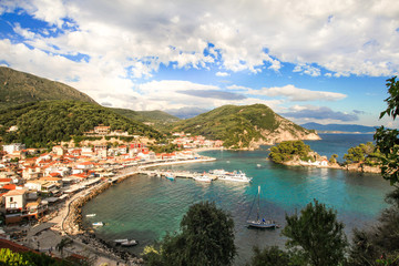 Fototapeta premium Beautiful view of Parga port in Greece in the afternoon