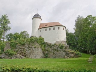 Fototapeta na wymiar Castle Rabenstein - the smallest castle in Saxony (Germany)
