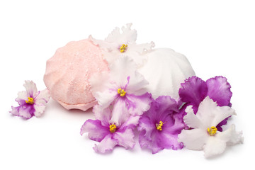 Aromatic bath bombs with violet flowers