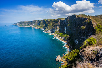 Fototapeta na wymiar Nusa Penida cliff, Indonesia
