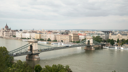 Fototapeta premium chain bridge in budapest, Hungría