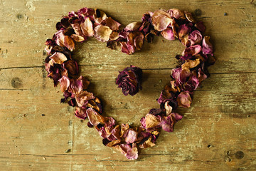 heart made of wood