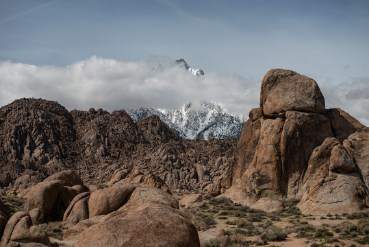 Desert Boulders in the Alabama Hills in front of contiguous Amer
