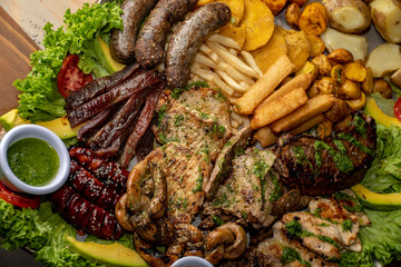 minced meat chicken pork chorizo ​​and vegetables