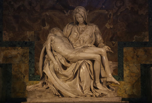 statue of Jesus and Mary