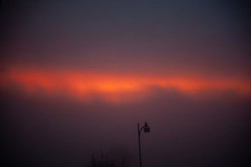 Atardecer entre las brumas