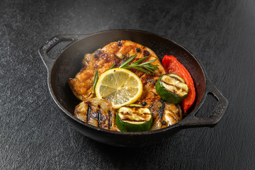 チキンの香草焼き　 Herb grill of the chicken