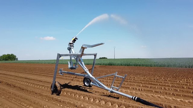 arrosage eau secheresse agriculture terre plan&egrave;te