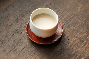 甘酒　sweet alcoholic drink made from sake 