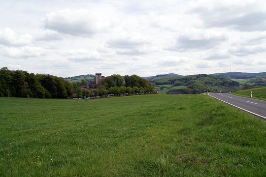 Ruine Kasselburg bei Pelm
