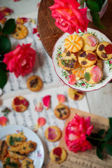 Obraz na płótnie Canvas floral petals sour cream cookies..style vintage