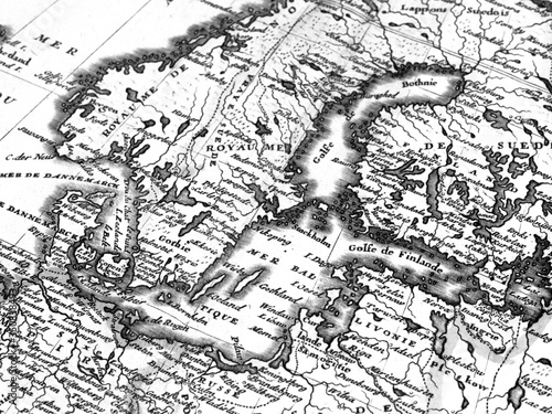 Fototapete バルト三国 ロシア リトアニア ラトビア エストニア 世界地図 古地図 地図 古い 世界 マップ グローバル 物流 アンティーク 国際 ビジネス 国際的 地理 レトロ 18世紀 18世紀製作 インターナショナル ビンテージ ヨーロッパ 欧州 Moonrise