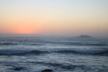 Fototapeta na wymiar West Coast Sunset over the sea