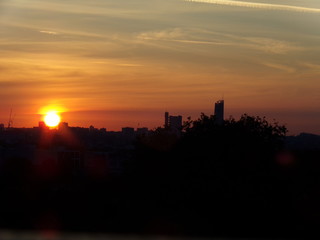 Fototapeta na wymiar London City Rooftop Sunrise