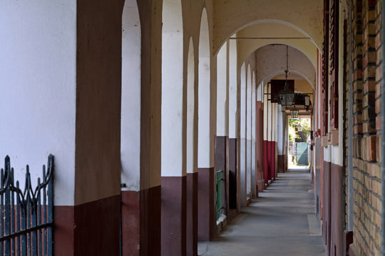 bacharach, arkadengang auf der stadtmauer