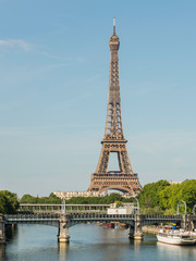 Fototapeta na wymiar The Eiffel Tower viewed from Grenelle Bridge