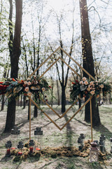 Wedding flowers. Decoration of the zerimony zone.
