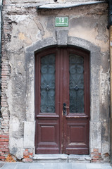 Fototapeta na wymiar Old door in downtown Ljubljana