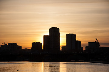 los angeles skyline at sunset