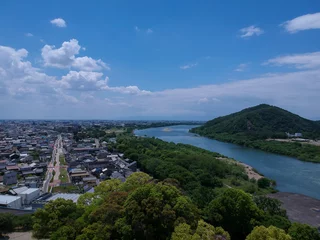 Foto op Canvas 航空撮影した犬山市の町風景と木曽川の風景 © zheng qiang