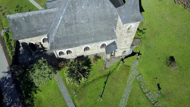 Toma aerea de la iglesia del Sagrado Corazon o iglesia de Villa Nougues, enclavada en el cerro San Javier y en las yungas tucumanas, lugar de referencia para turistas y locales