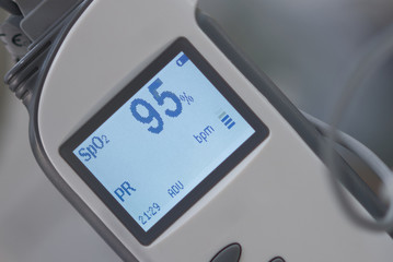 close up of a pulse oximeter