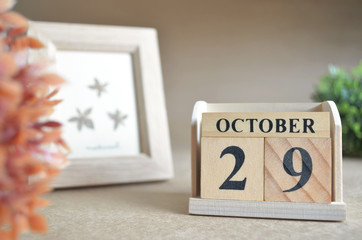 October 29, Date design in natural concept.