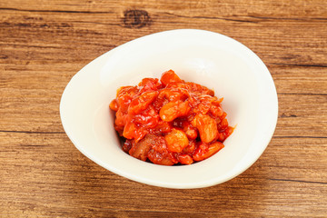 Baked kidney with tomato and pepper