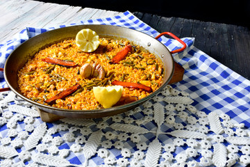 authentic seafood paella