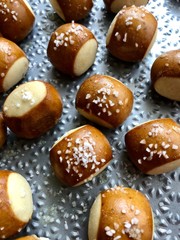 Soft pretzel bites
